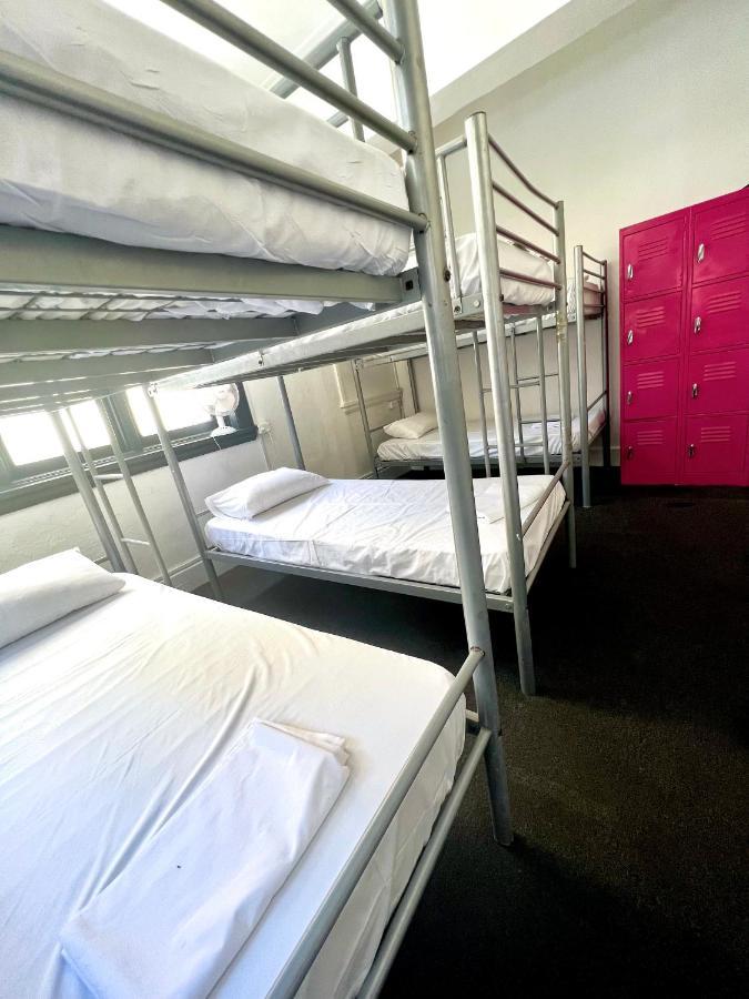 The Downing Hostel Сидни Екстериор снимка
