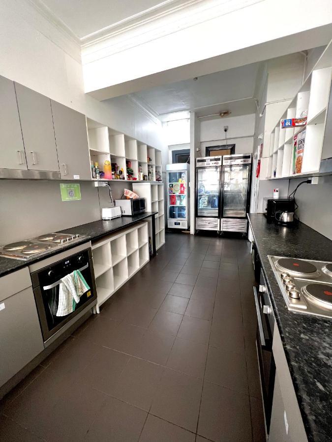 The Downing Hostel Сидни Екстериор снимка