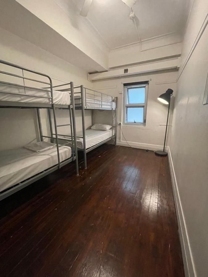 The Downing Hostel Сидни Екстериор снимка